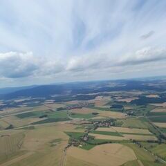 Flugwegposition um 11:06:29: Aufgenommen in der Nähe von Okres Český Krumlov, Tschechien in 1162 Meter
